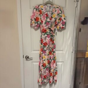 Old Navy Linen Blend Floral Puff Sleeve Maxi Dress - with stomach cut out